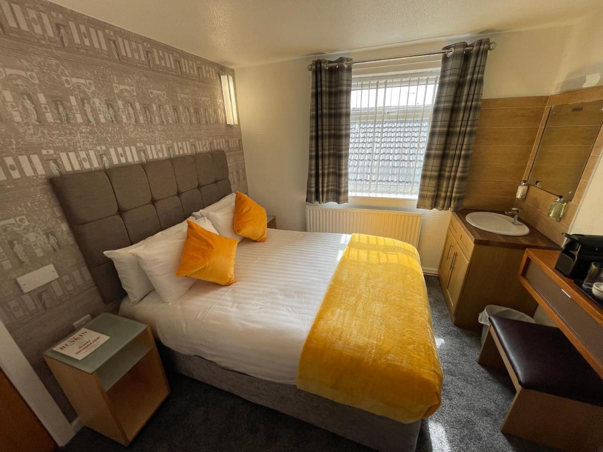 Ruskin Hotel Blackpool Bagian luar foto